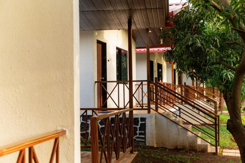 Hotel Mangozzz Magical World Panvel Esterno foto