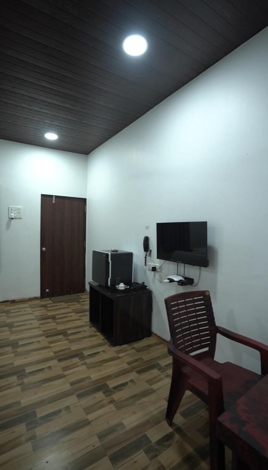 Hotel Mangozzz Magical World Panvel Esterno foto